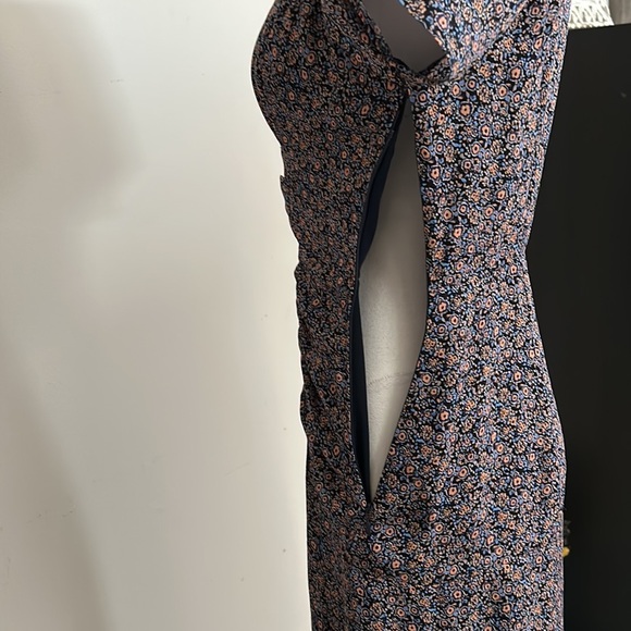 PARKER NY Suzie 100% SILK Viceroy Floral Flutter Sleeve A-Line Dress Sz 2 Small - Picture 14 of 14